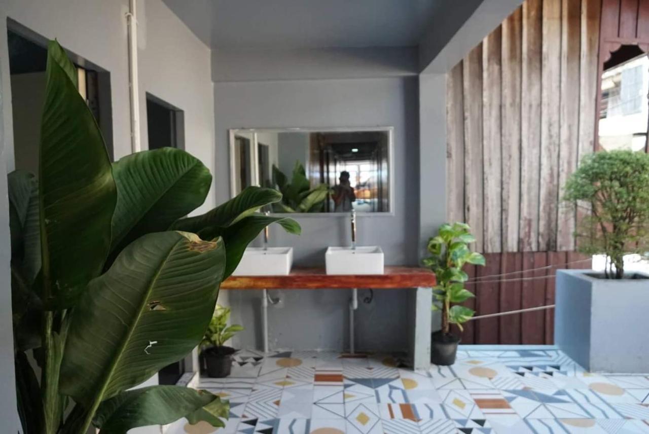 White Rose Guesthouse Kaoh Touch Luaran gambar